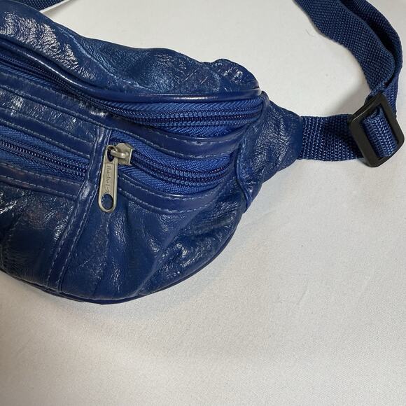 Vintage 100% Leather 90s Mod Grunge Punk Belt Bag Fanny Pack - Blue Adjustable - Picture 3 of 11
